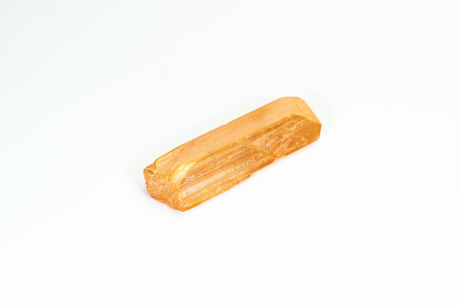 【内なる黄金が輝く】ダンビュライトゴールデンオーラ