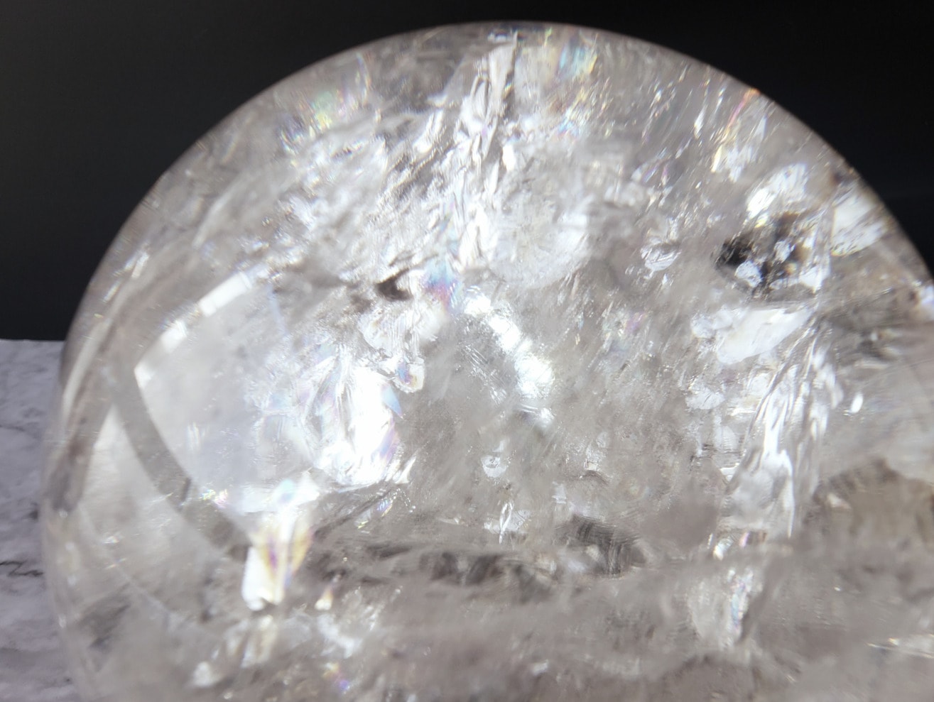 【虹の女神アイリス】アイリスクォーツ　丸玉【RA】