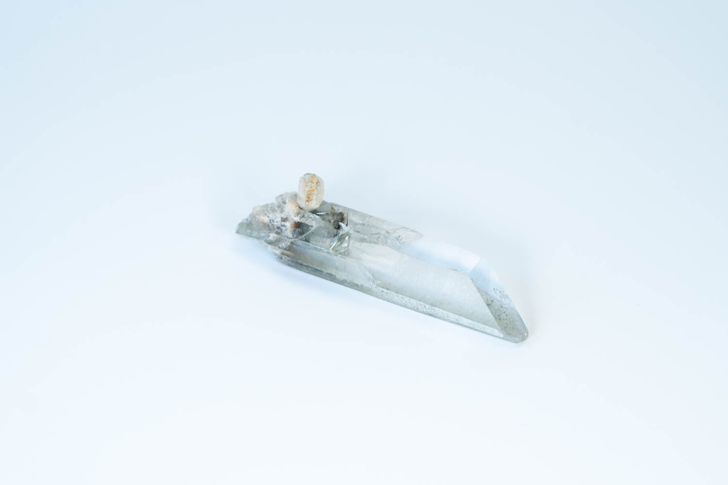 【優れた浄化力】クローライトインクォーツ　ポイント