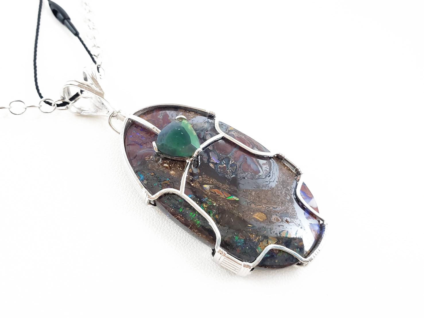 【南十字星】ボルダーオパール＆エチオピアンオパール｜アシュタール