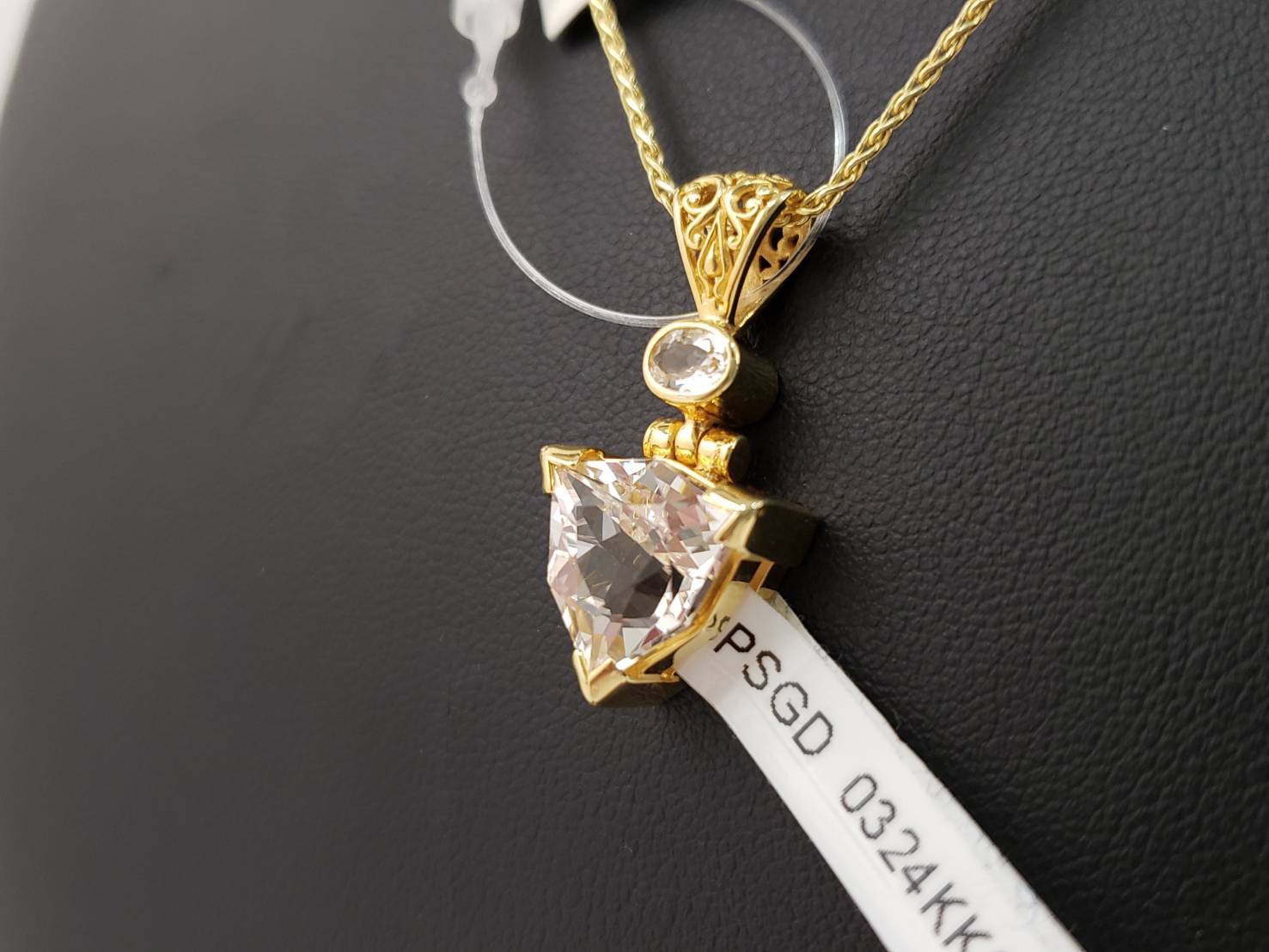 【天使とのコミュニケーション】【最もパワフルなヒーリング】ダンビュライト|ケイトキング 4866