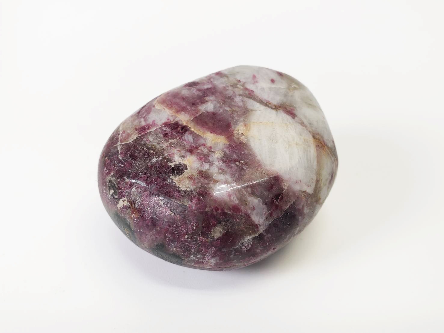 【軽やかなハート・大地のエネルギー】ルベライトトルマリン in グラナイト