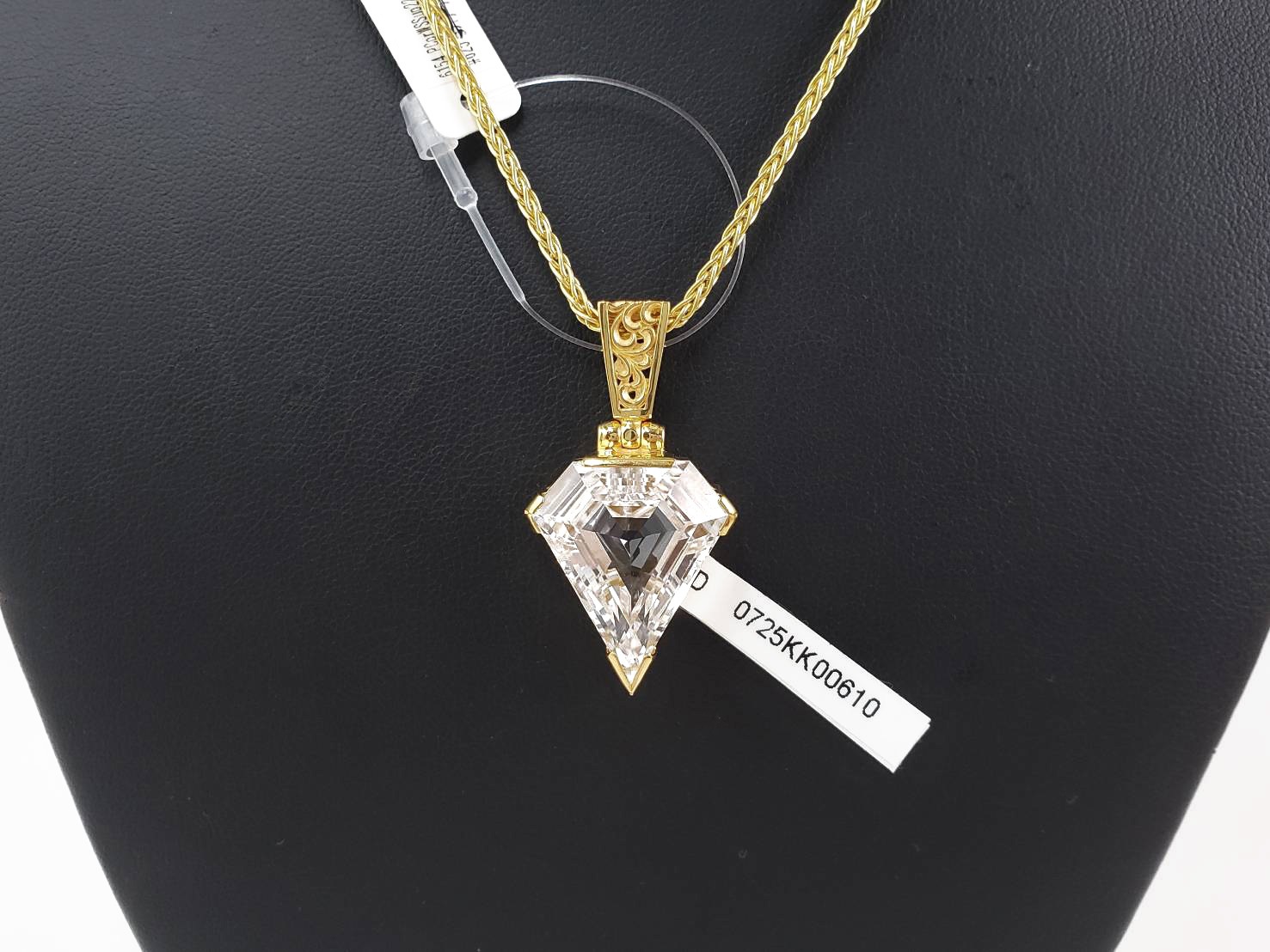 【目覚めとグラウンディング】ホワイトサファイア｜ケイトキング 6154