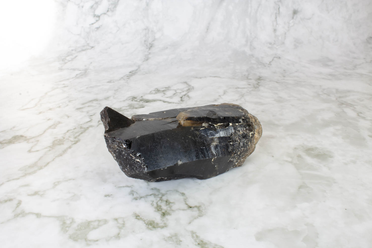 最強グラウンディングストーン】モリオン | 天然石 | レインボー