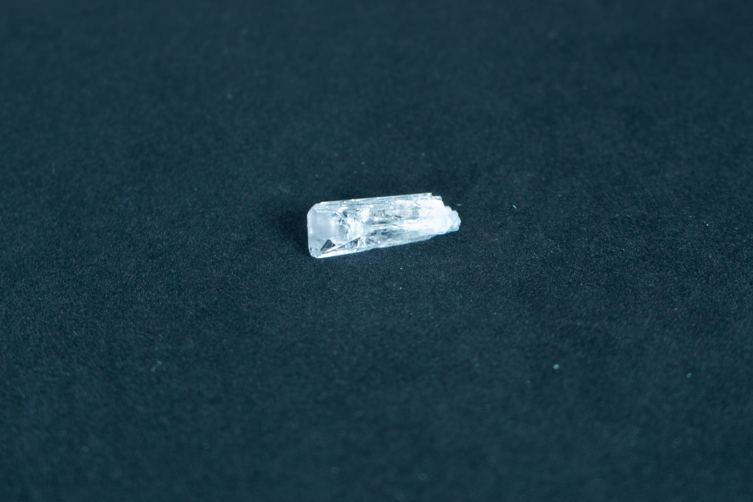 【浄化と癒しをもたらす】ダンビュライト