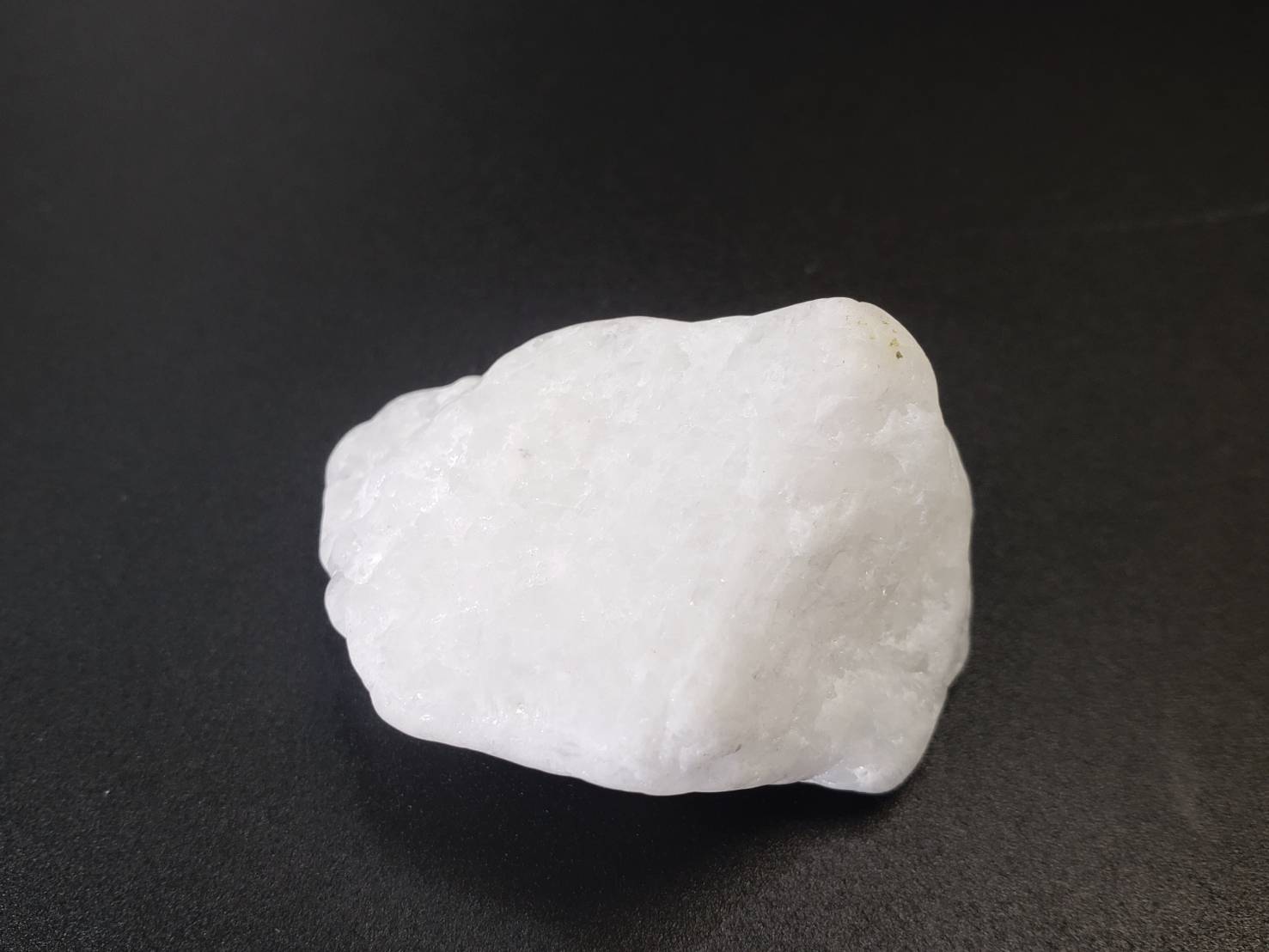 【証明書付】【天使界と繋がる】アゾゼオ ホワイトアゼツライト タンブル