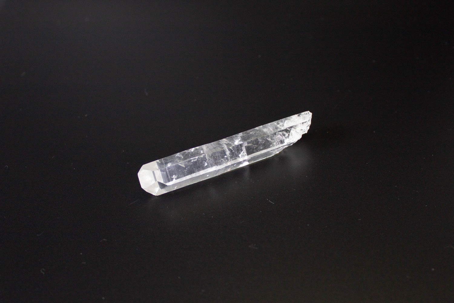 【純粋無垢な愛】レーザークォーツ　ホーリーワンド