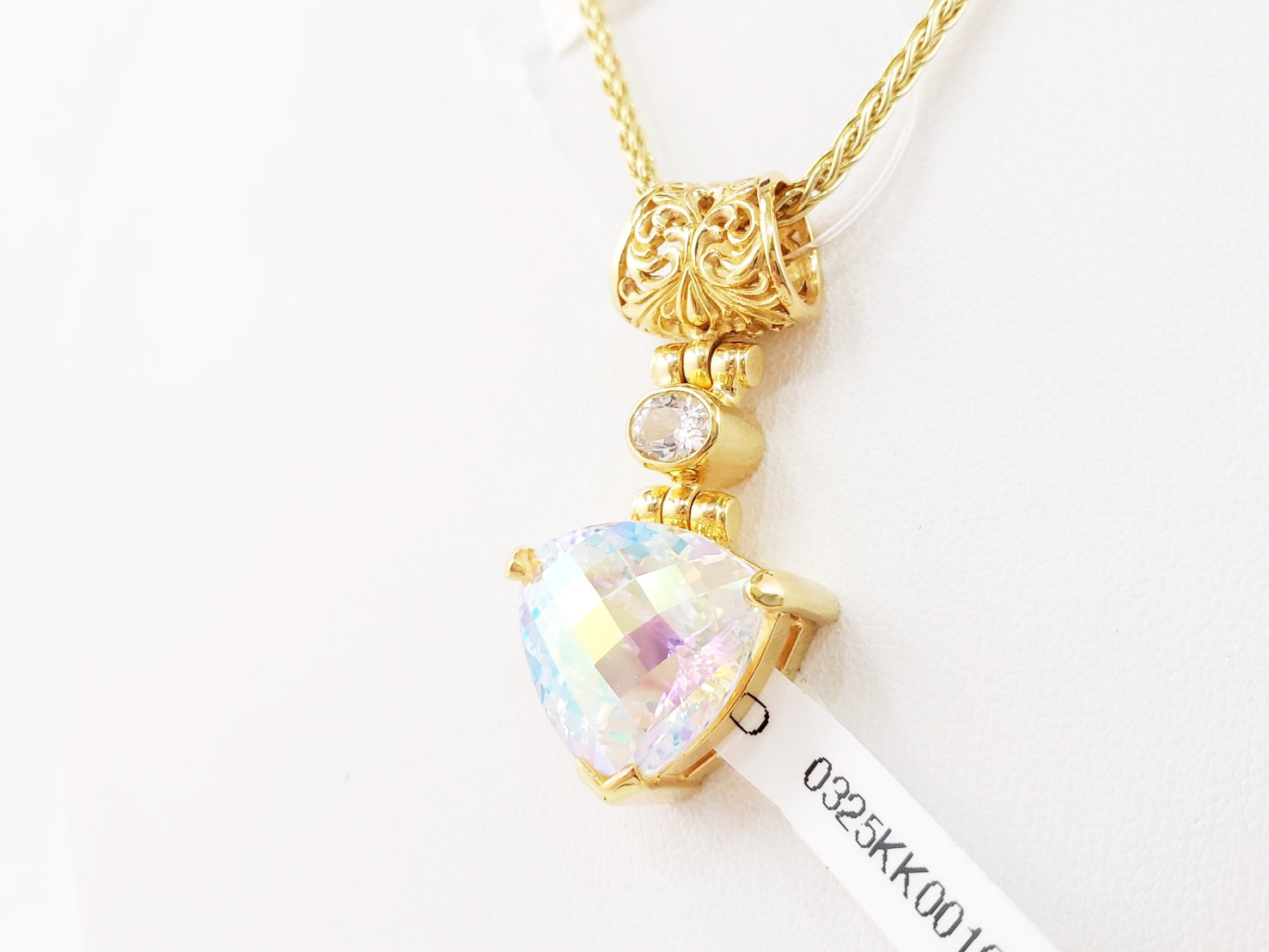 【最高次元の光の柱】【最もパワフルなヒーリング】エンジェルオーラ・ラブ&ライト|ケイトキング 5822