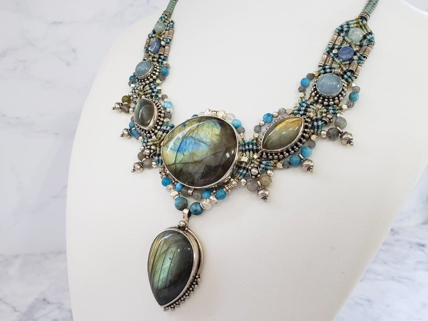 【宇宙】イーシャ(ラブラドライト・アクアマリン)