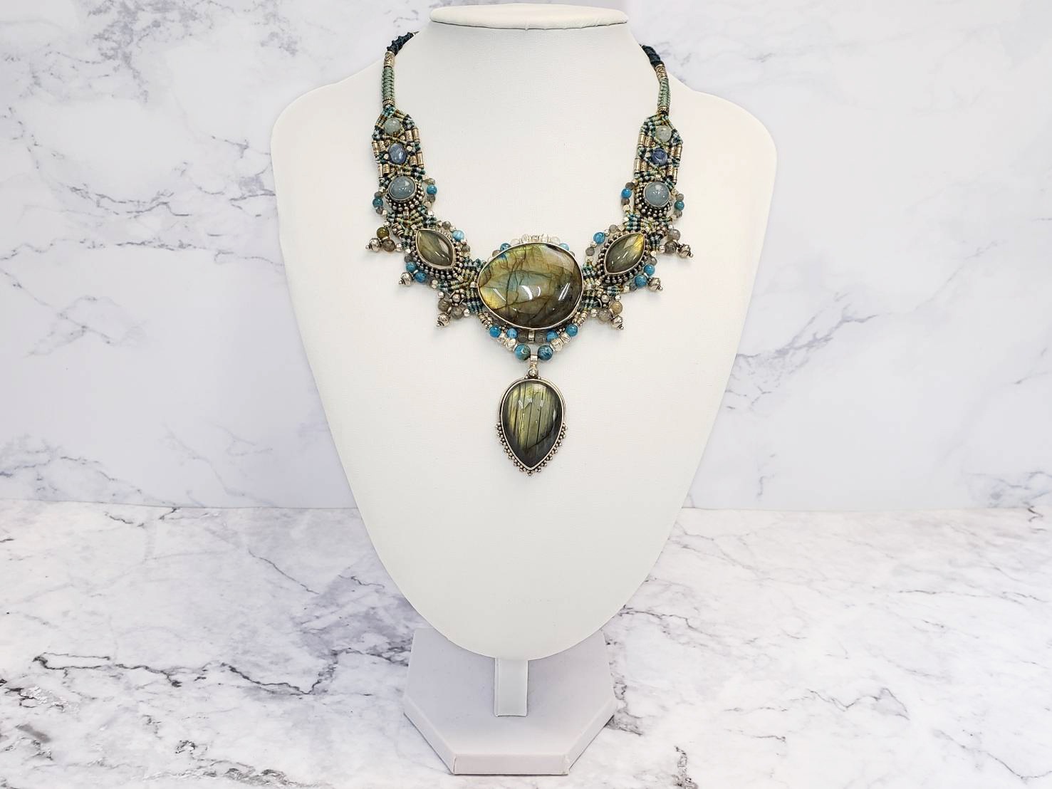 【宇宙】イーシャ(ラブラドライト・アクアマリン)