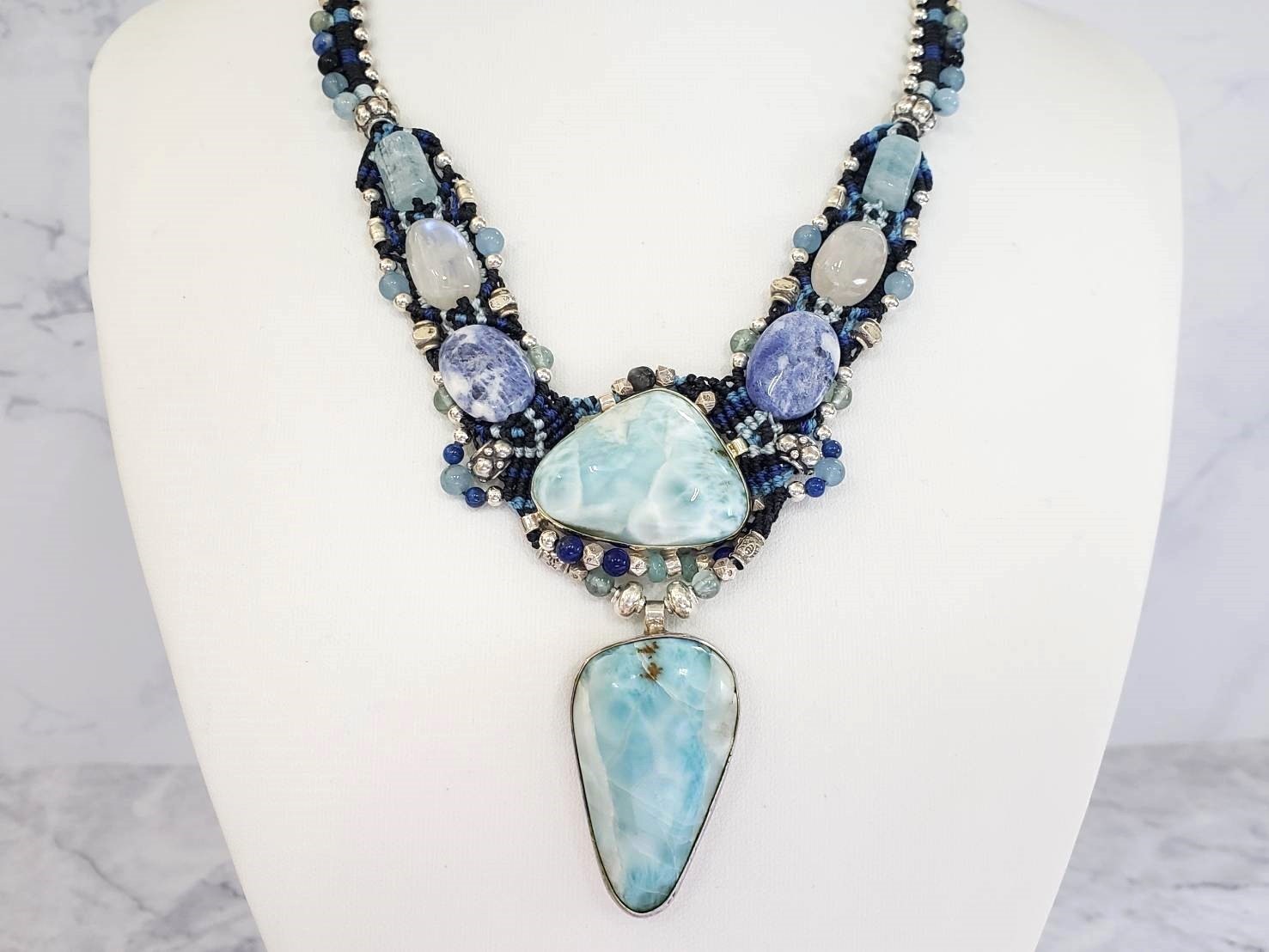 【ガイアの導き】イーシャ（ラリマー・ソーダライト・ブルームーンストーン）