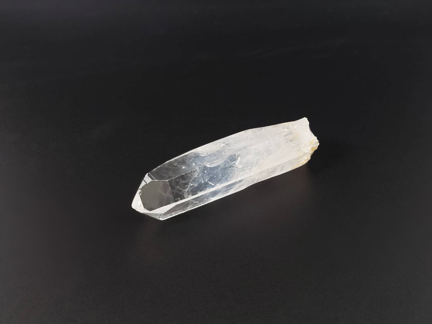 【天使が導く天上界への秘密の通路】パスウェイクォーツ（ゴールデンヒーラー）　ポイント