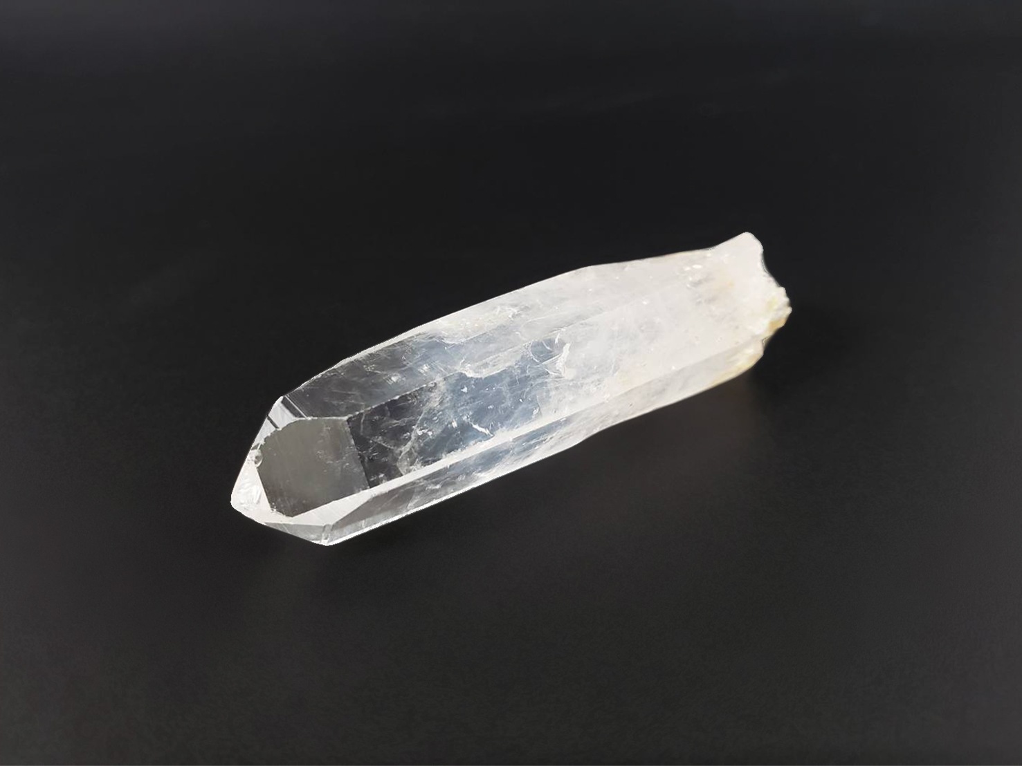 【天使が導く天上界への秘密の通路】パスウェイクォーツ（ゴールデンヒーラー）　ポイント