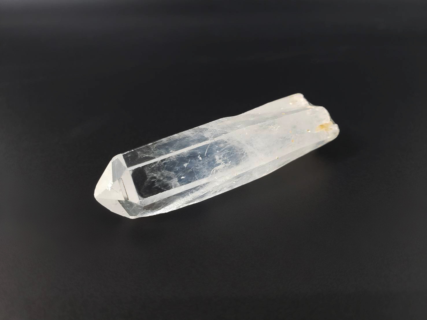 【天使が導く天上界への秘密の通路】パスウェイクォーツ（ゴールデンヒーラー）　ポイント