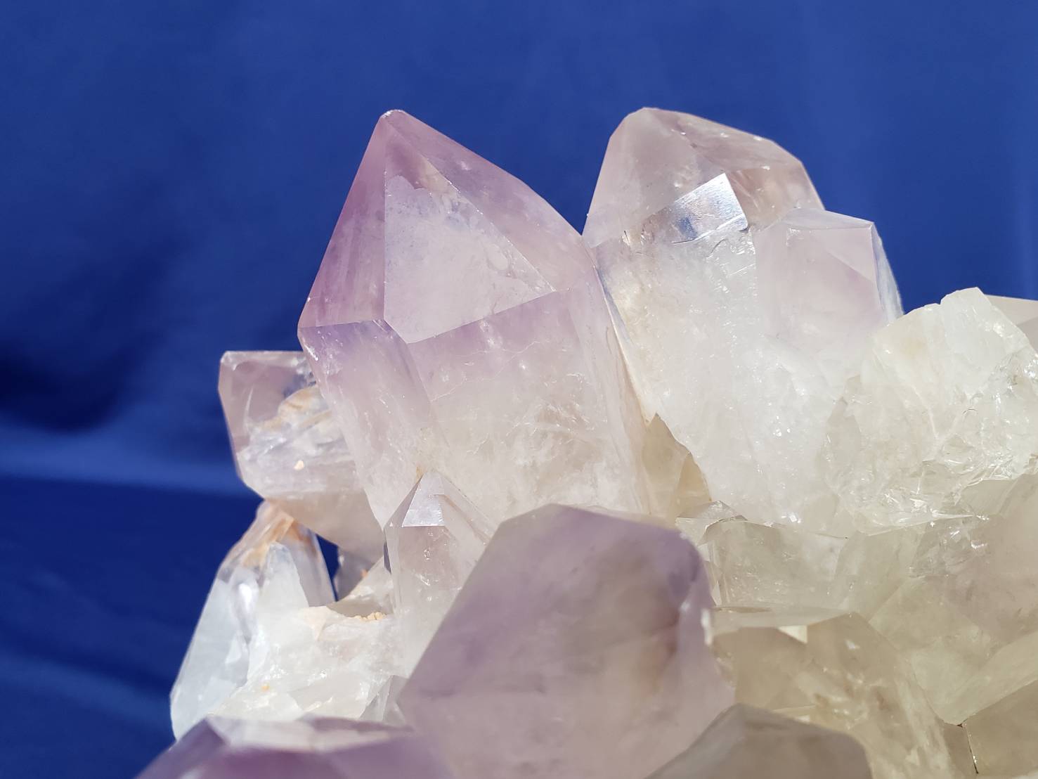 【神聖な愛】アメジスト ビッグクラスター 【RA】