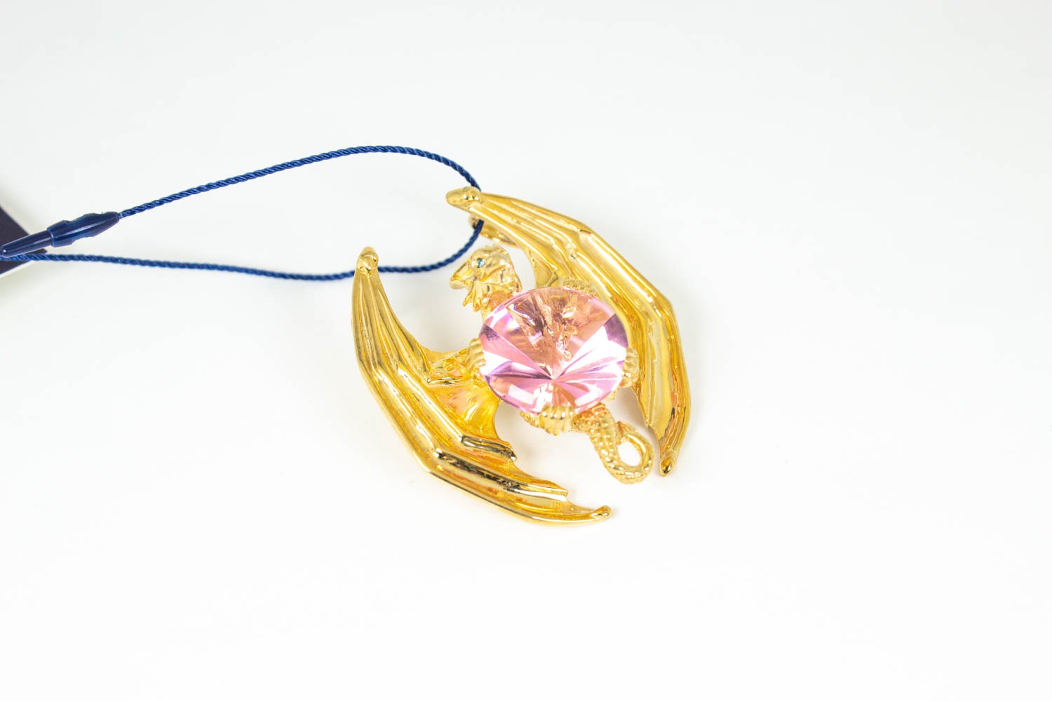 愛を運ぶドラゴン アシュタールジュエリー