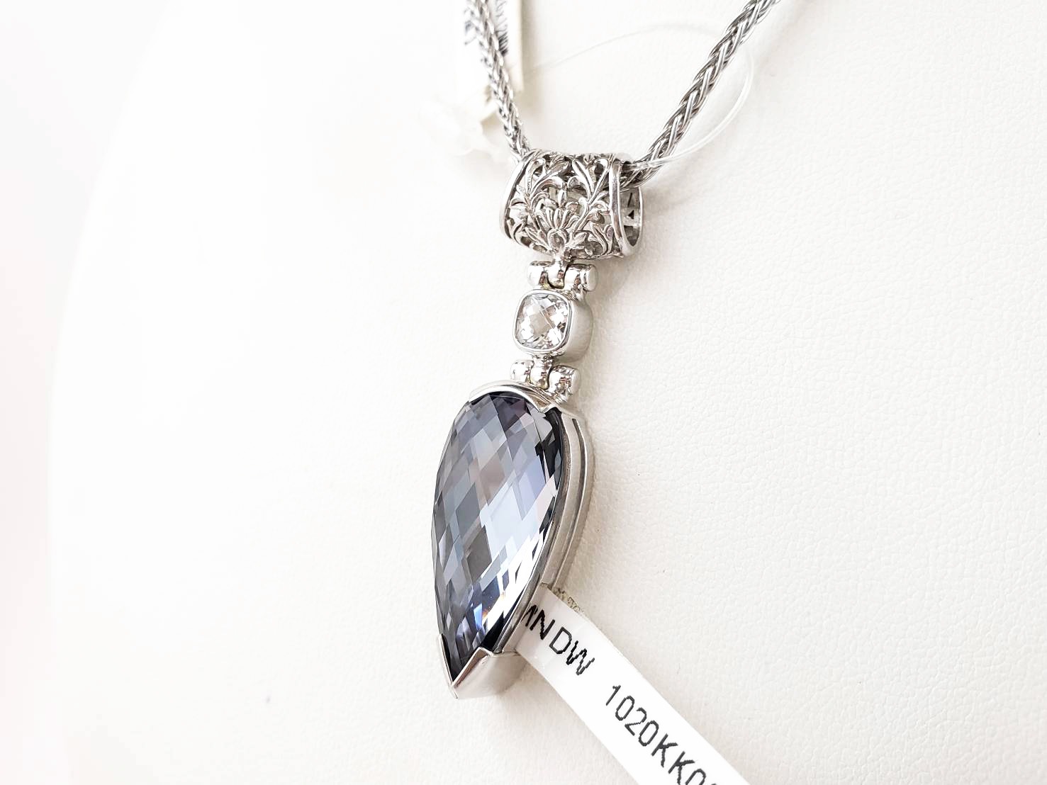 【あらゆるレベルのヒーリング】【天使とのコミュニケーション】ムーンライト・ミスティッククォーツ｜ケイトキング 2615