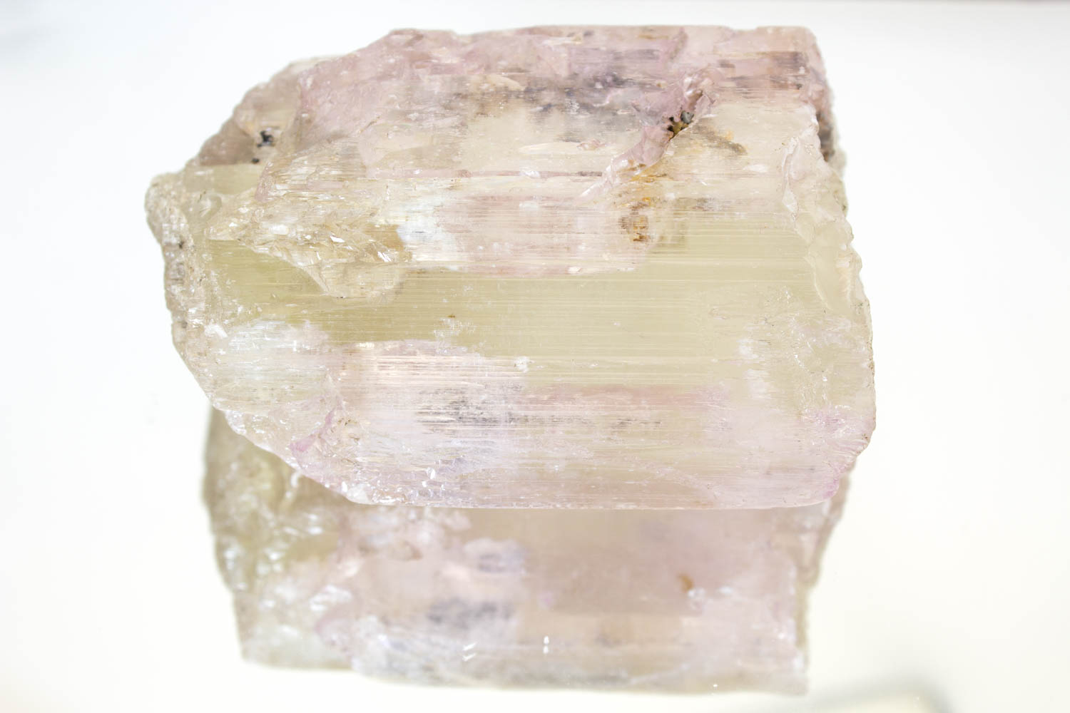 【無条件の愛を表現する】クンツァイト