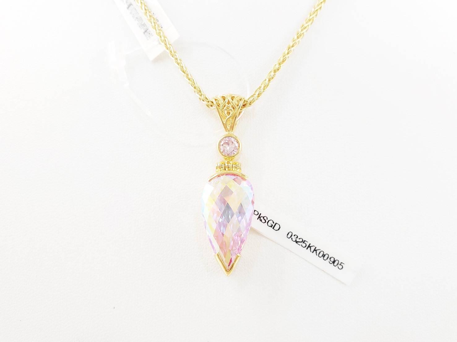 【輝く愛の石】【純粋な愛の魂】エンジェルオーラ・ピンクサファイア｜ケイトキング 5649