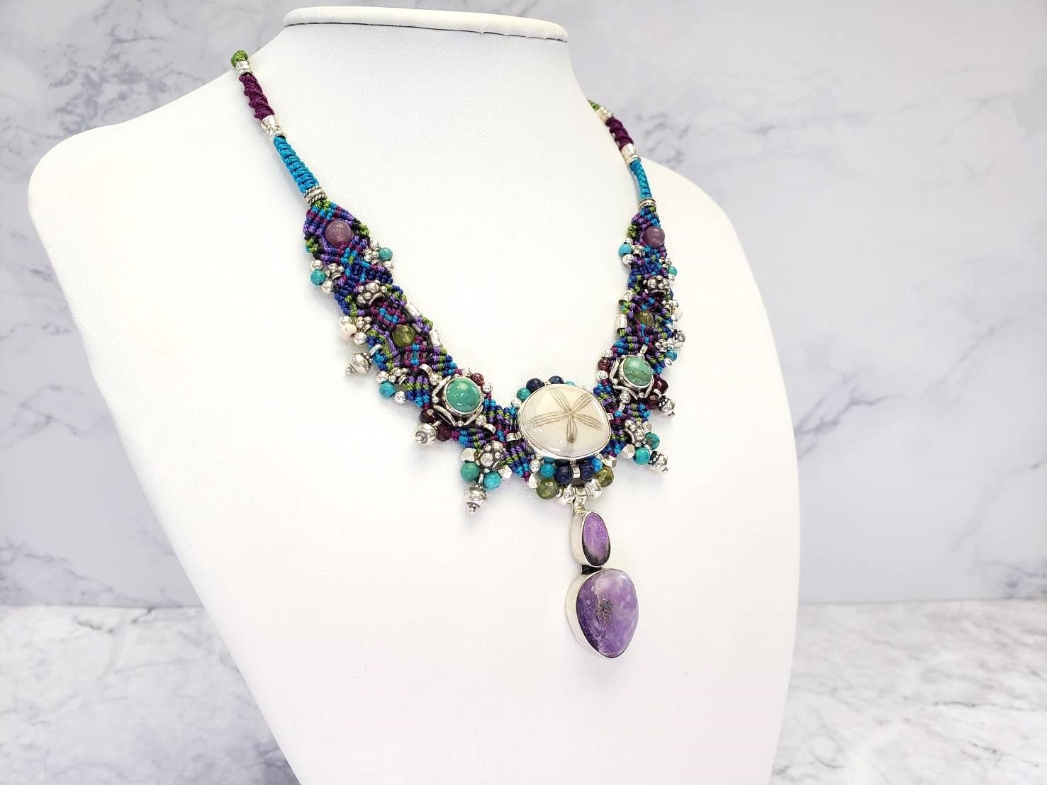 【封印が解かれる】イーシャ(ウニの化石・チャロアイト・ターコイズ)