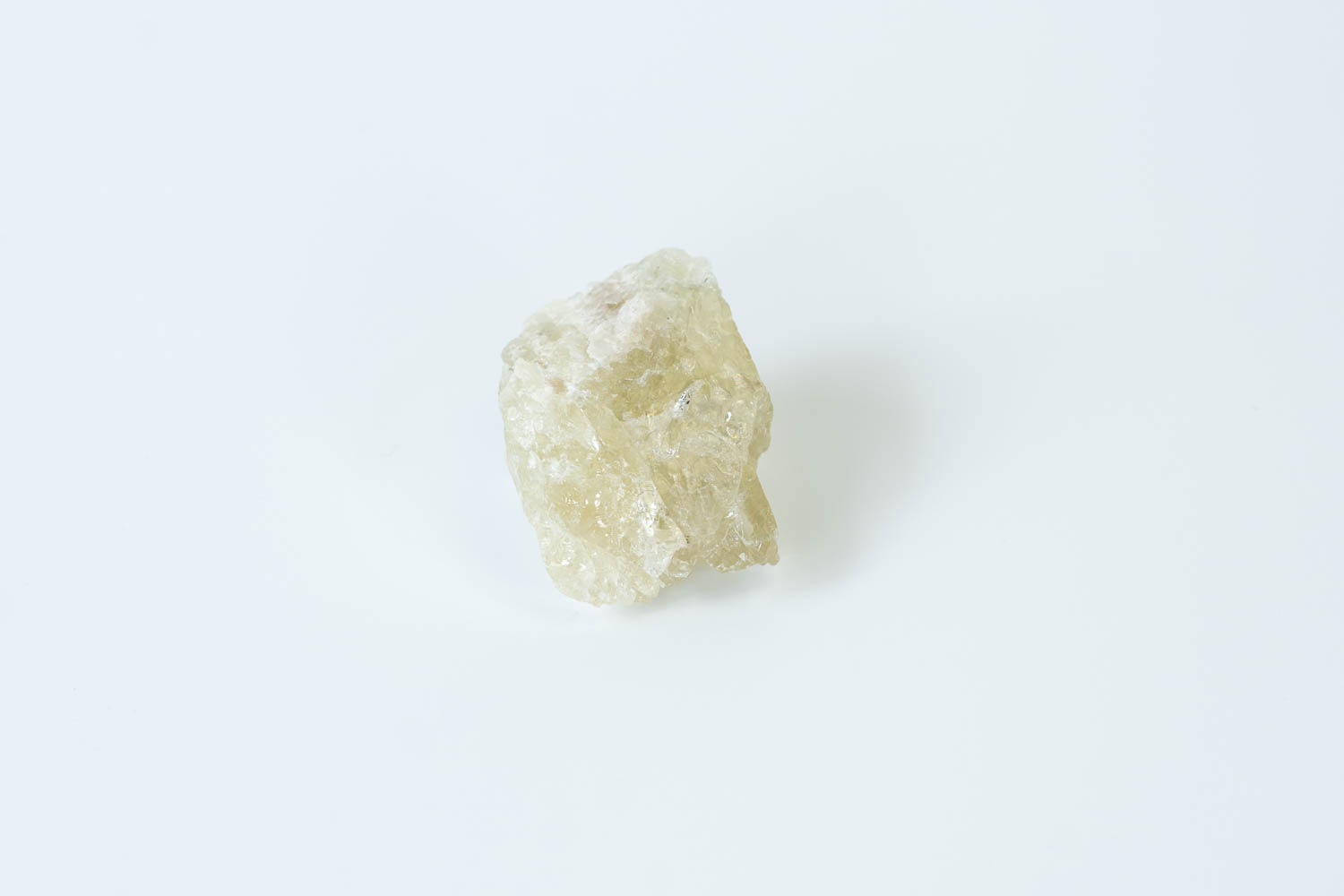 【神の愛】ヒデナイト(グリーンクンツァイト) 原石