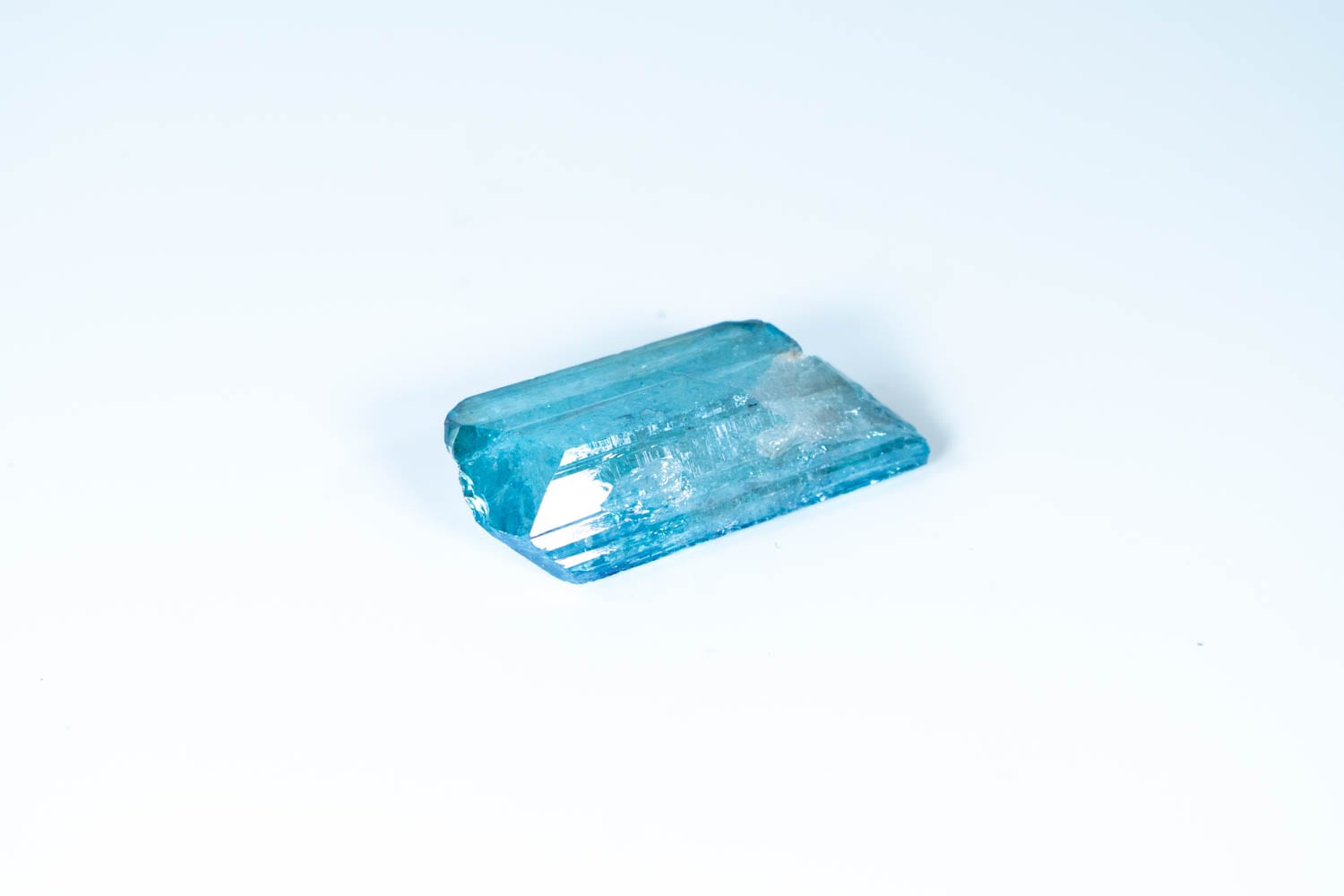 【宇宙にアクセス】ダンビュライトアクアオーラ