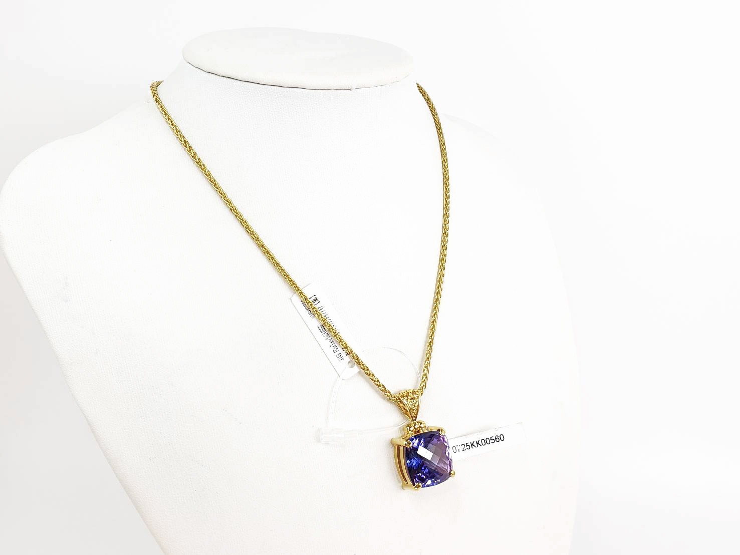 【不安を溶かし 魂の故郷を思い出す】タンザナイトエフェクトサファイア|ケイトキング 6149