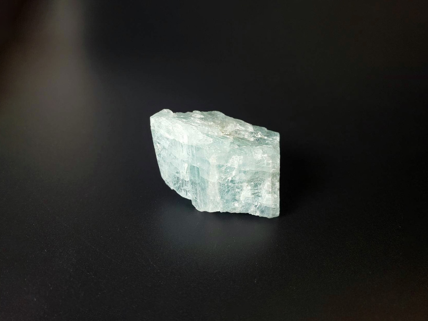 【繊細なハートを光に変える】アクアマリン