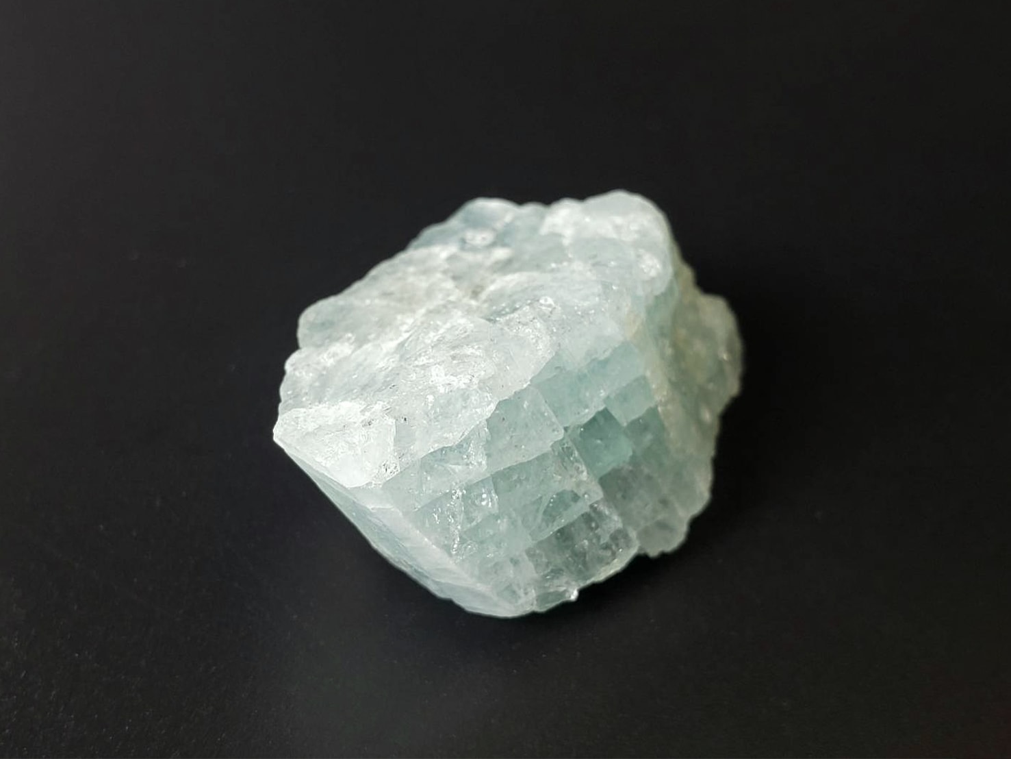 【繊細なハートを光に変える】アクアマリン