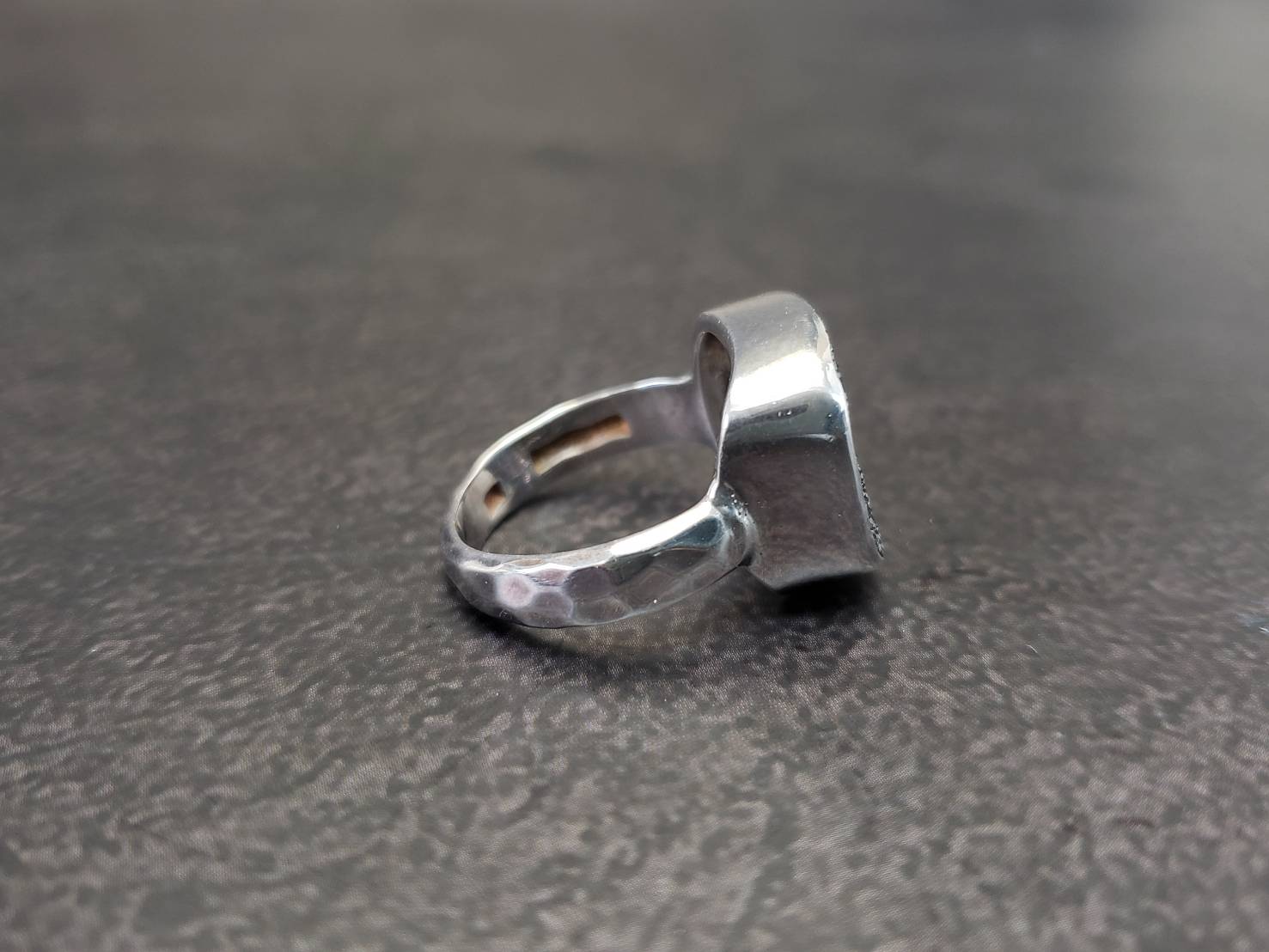 【人間関係の調和】ドゥルジー リング スターボーンジュエリー