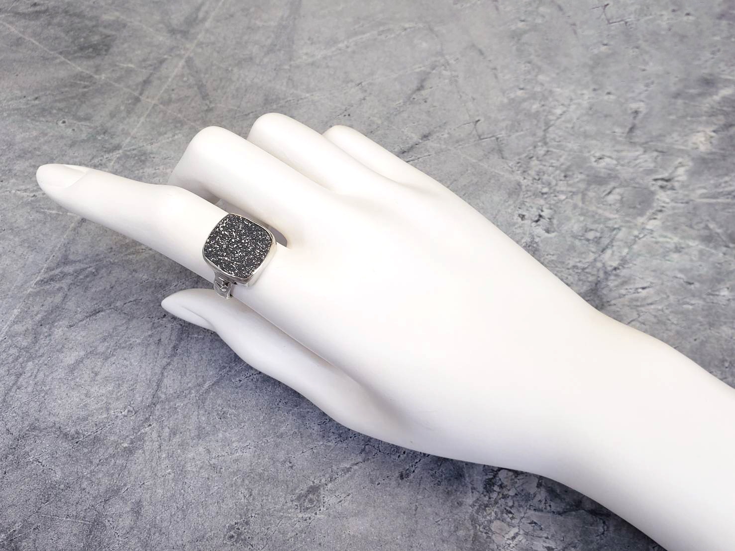 【人間関係の調和】ドゥルジー リング スターボーンジュエリー