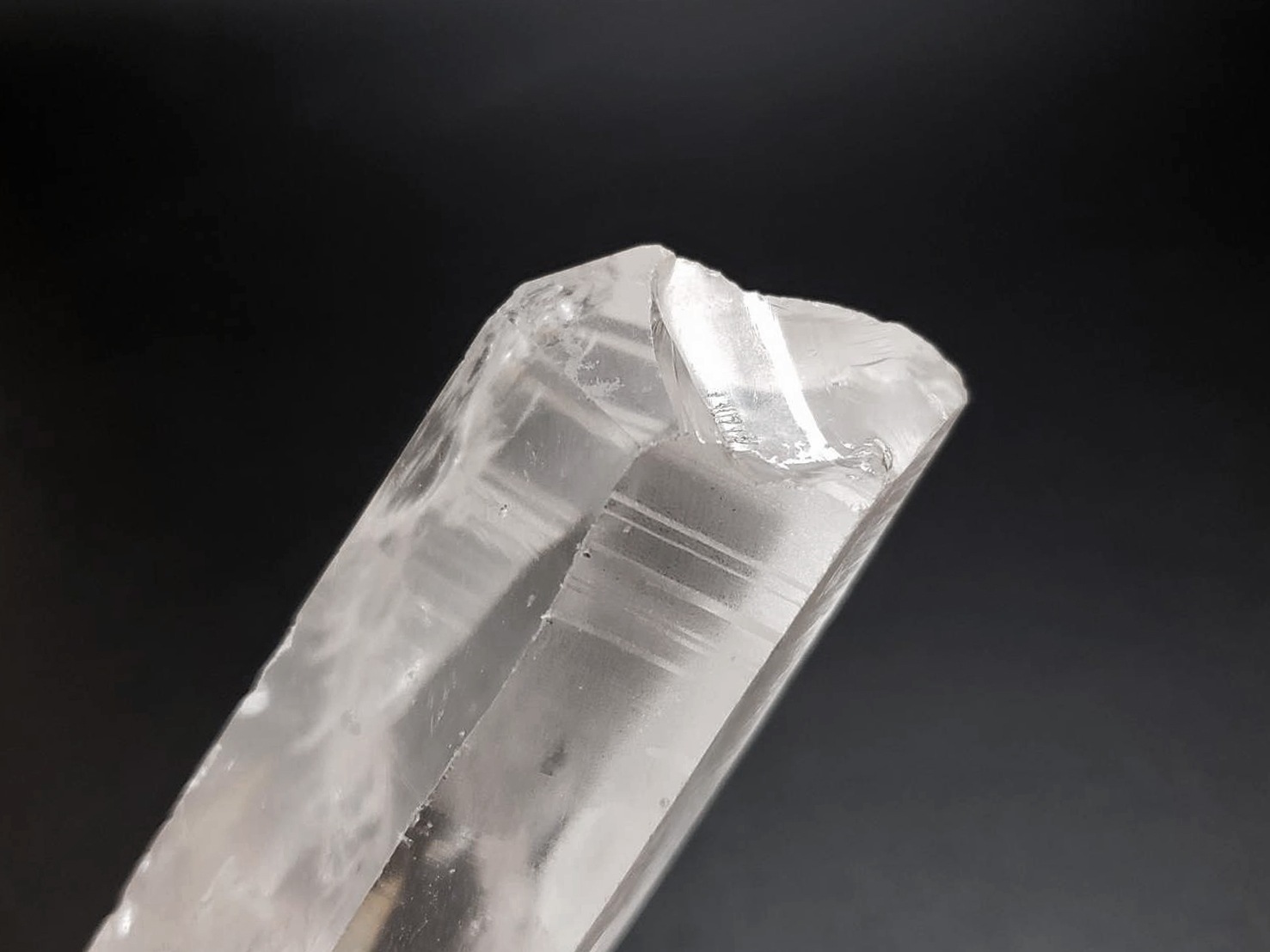 【レムリアの愛】ライトニングレムリアンクォーツ