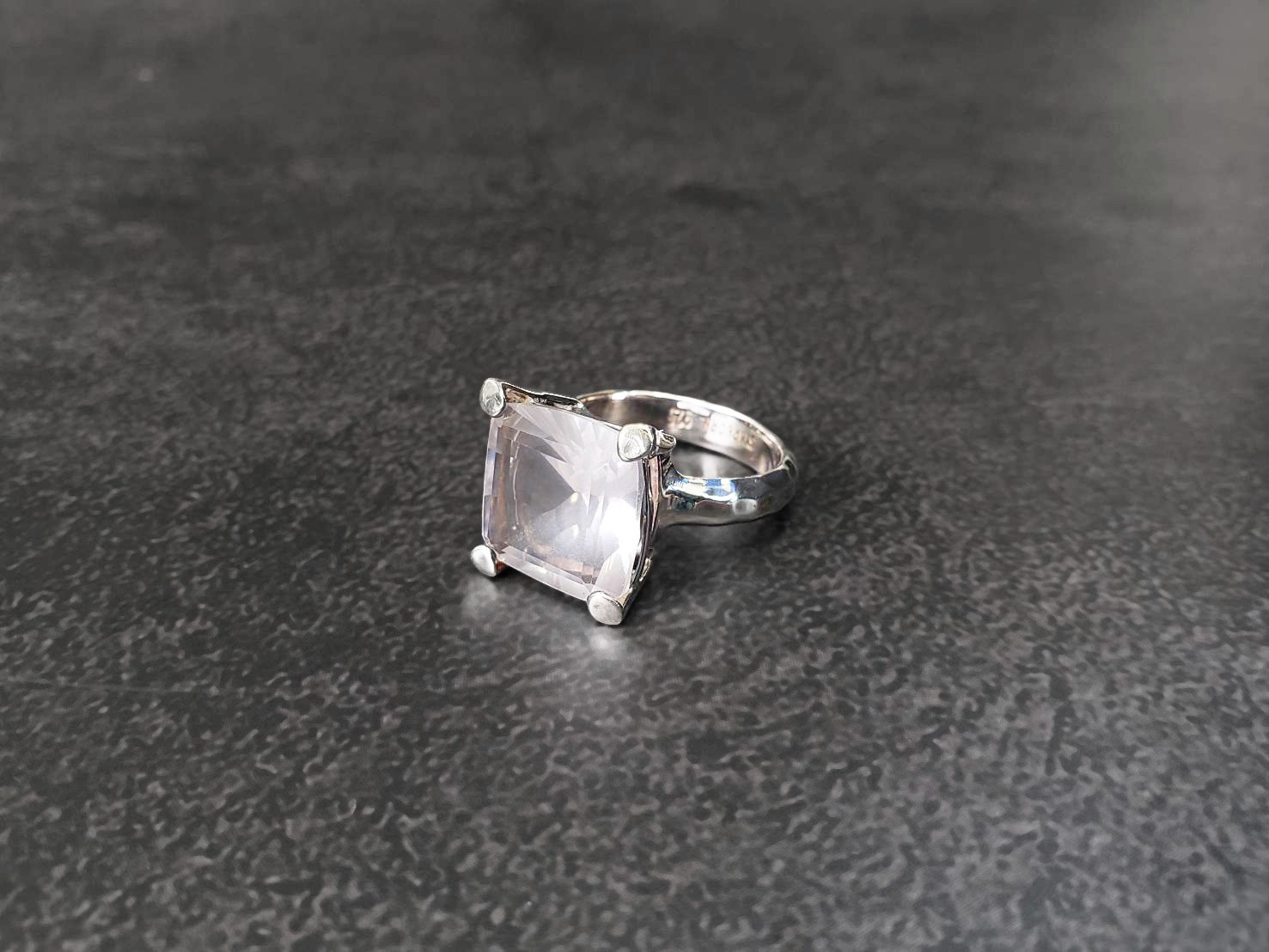 【あなたは美しい】ローズクォーツ リング スターボーンジュエリー