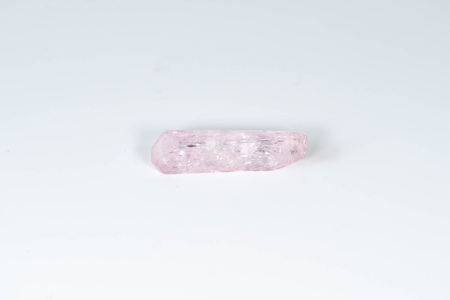 【女性性を満たす】ダンビュライトピンクオーラ