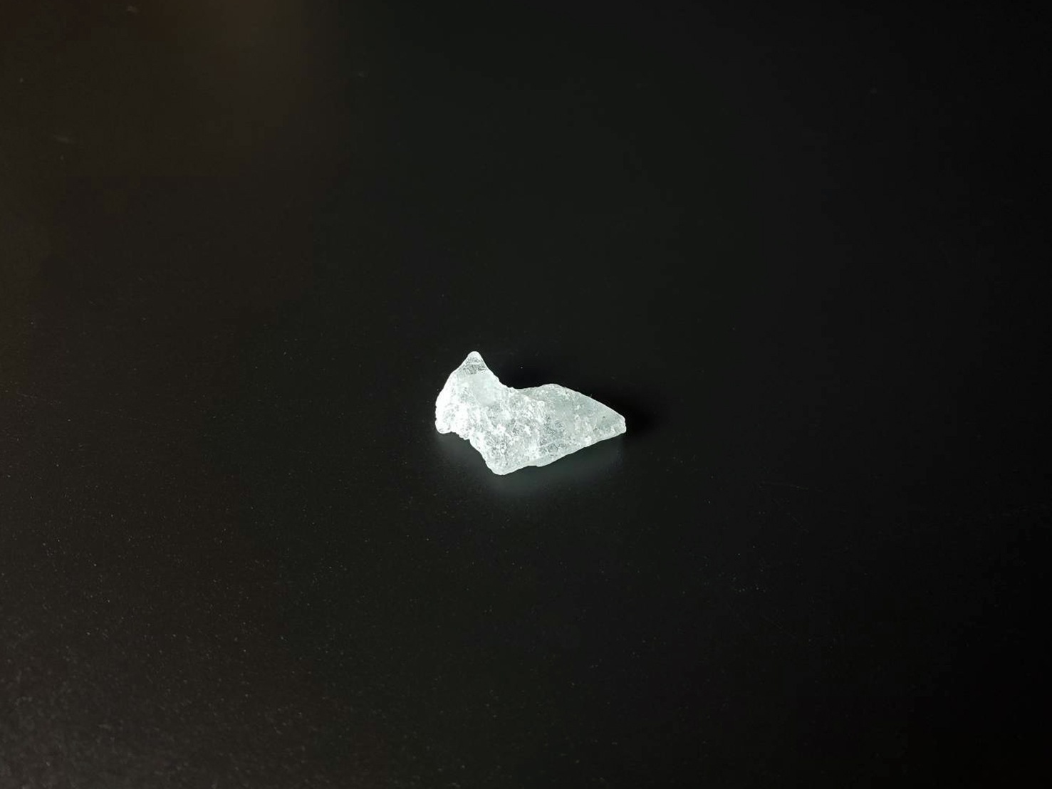 【繊細なハートを光に変える】アクアマリン