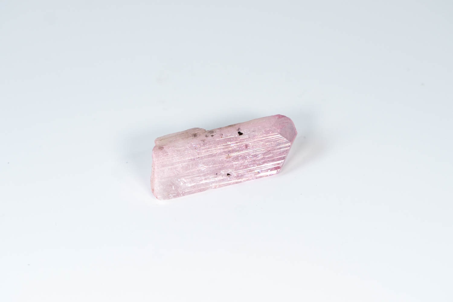 【女性性を満たす】ダンビュライトピンクオーラ