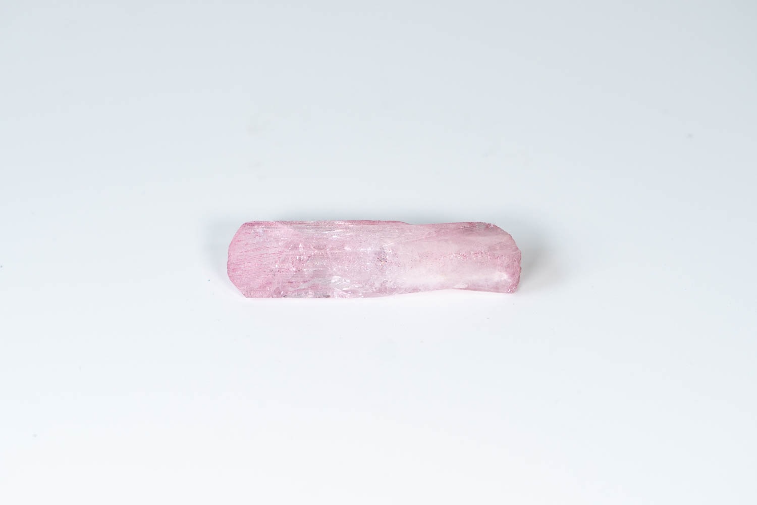 【女性性を満たす】ダンビュライトピンクオーラ