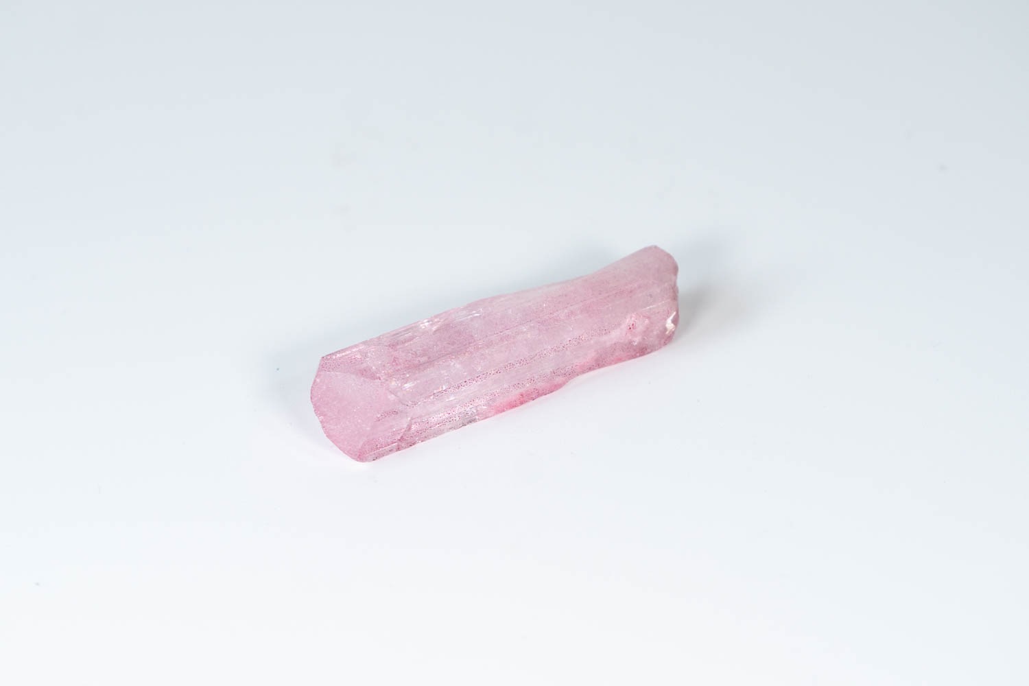 【女性性を満たす】ダンビュライトピンクオーラ