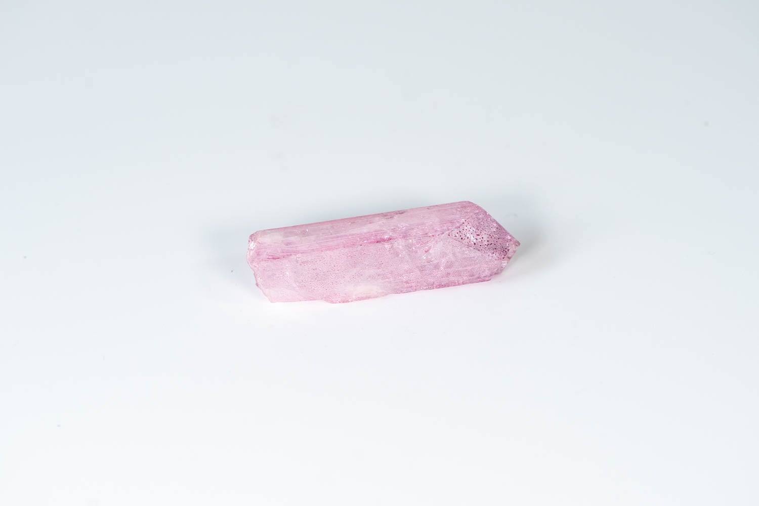 【女性性を満たす】ダンビュライトピンクオーラ