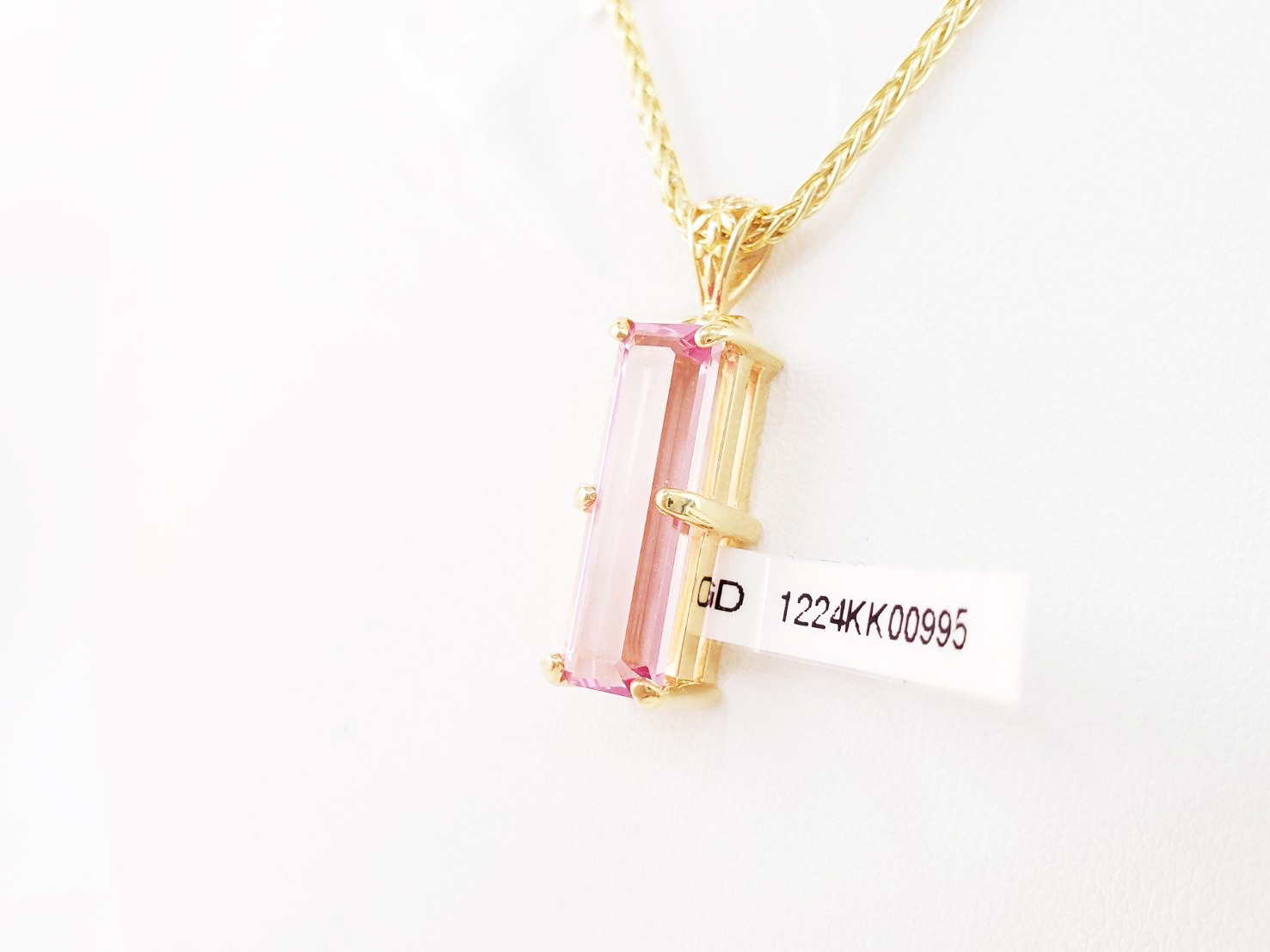 【私は今ここに存在する】ピンクバイロンエメラルド｜ケイトキング 5421