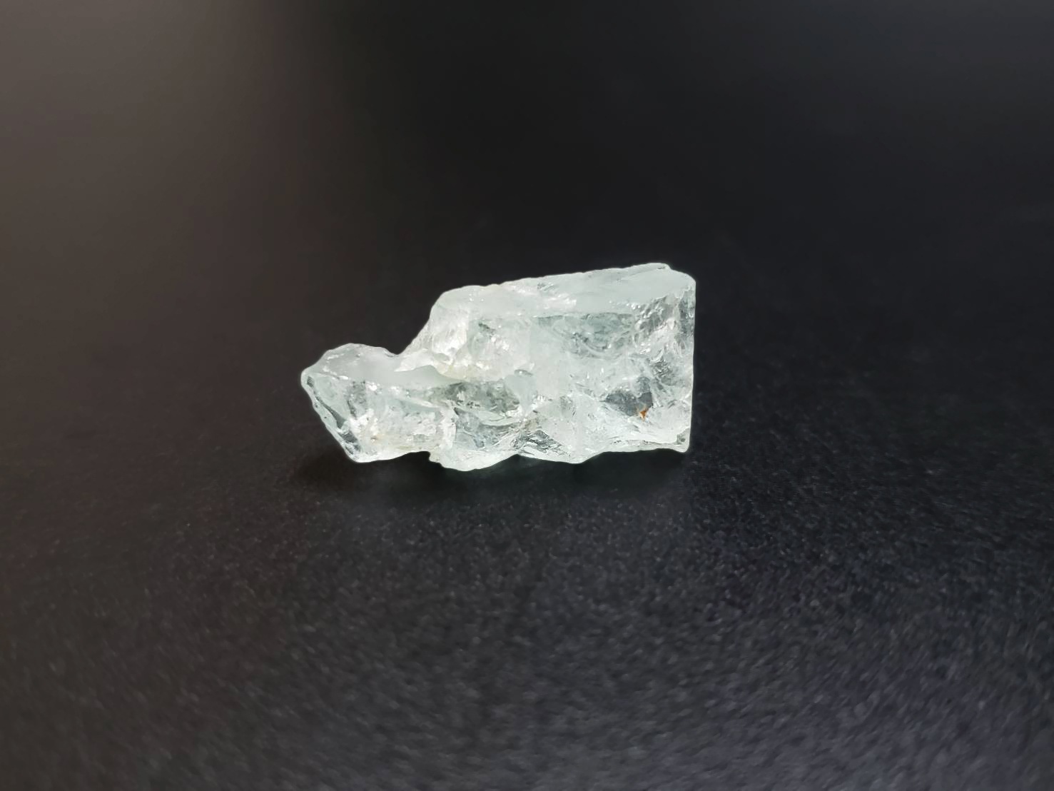 【繊細なハートを光に変える】アクアマリン