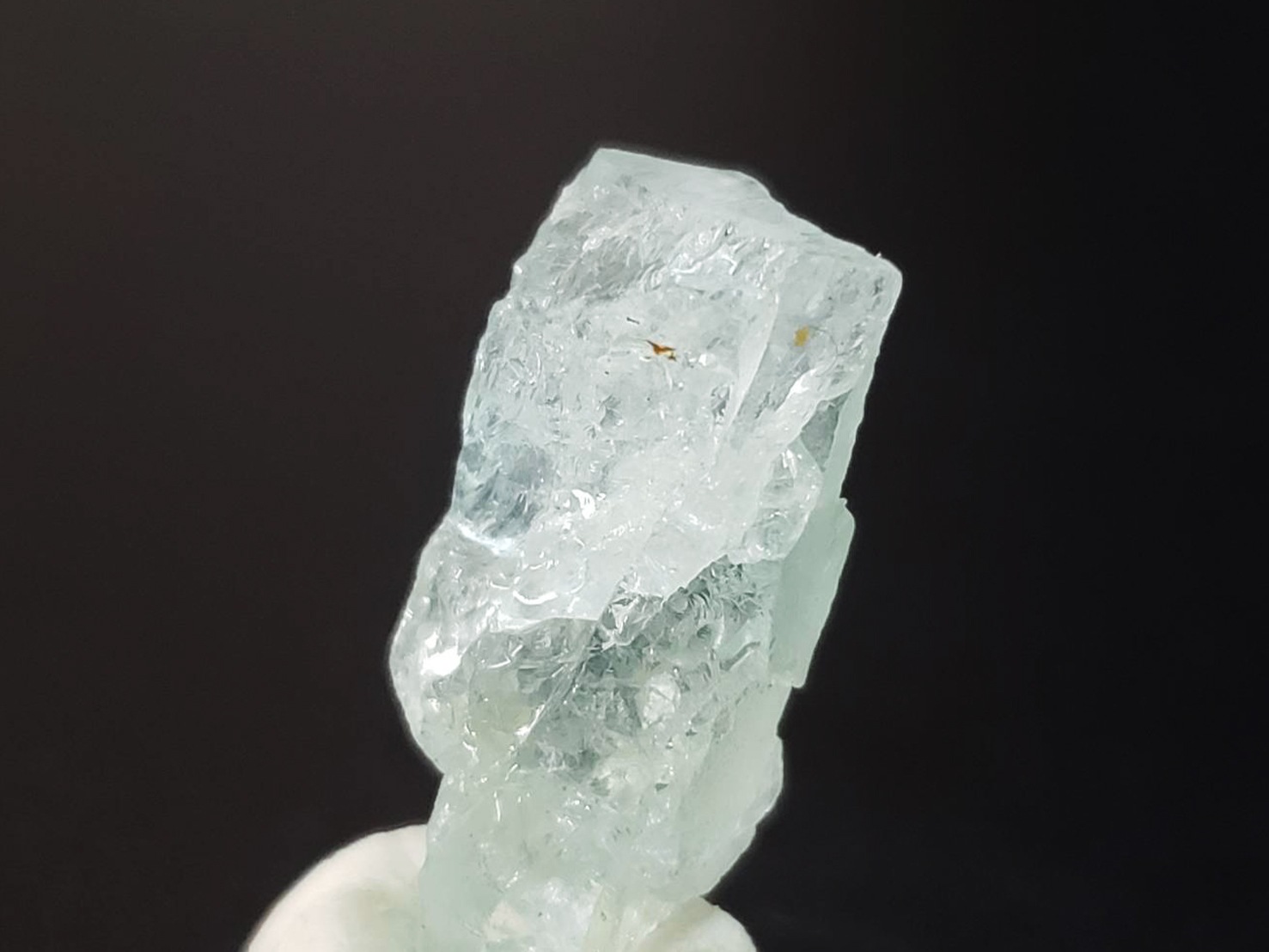 【繊細なハートを光に変える】アクアマリン