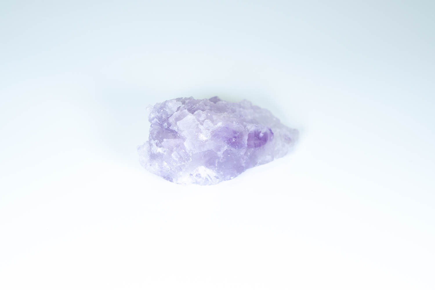 【平和な心で愛を生きる】ラベンダーアメジスト