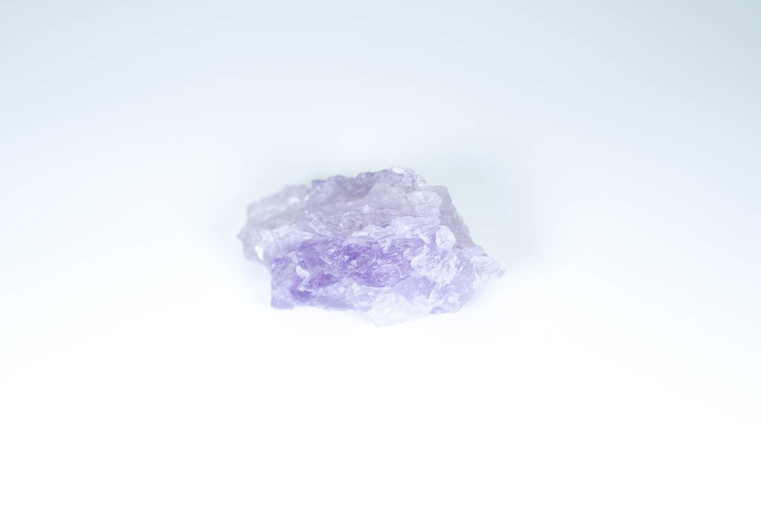 【平和な心で愛を生きる】ラベンダーアメジスト