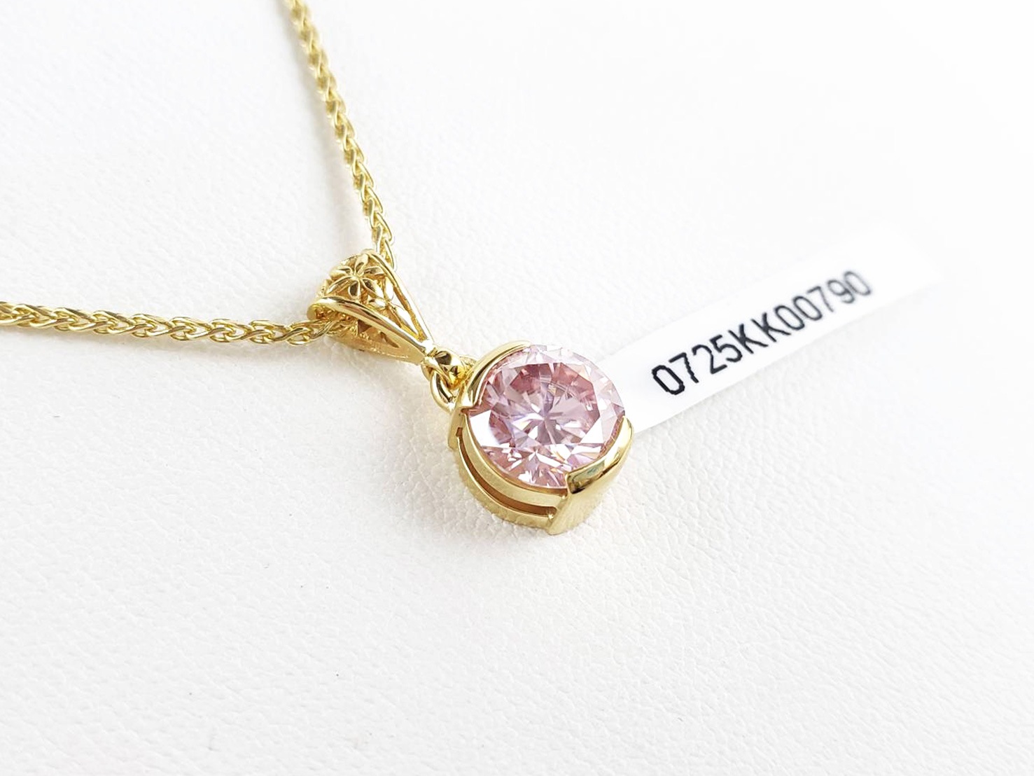 【純粋な愛の魂】ピンクモアッサナイト|ケイトキング 6122