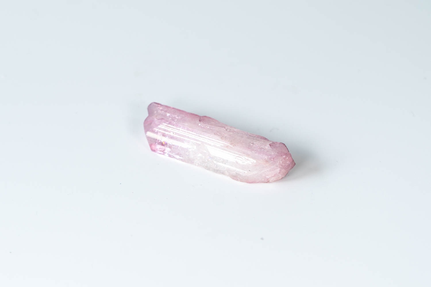 【女性性を満たす】ダンビュライトピンクオーラ