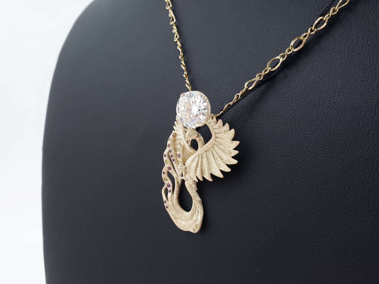 【輝く鳳凰(10mm)】モアッサナイト｜アシュタール