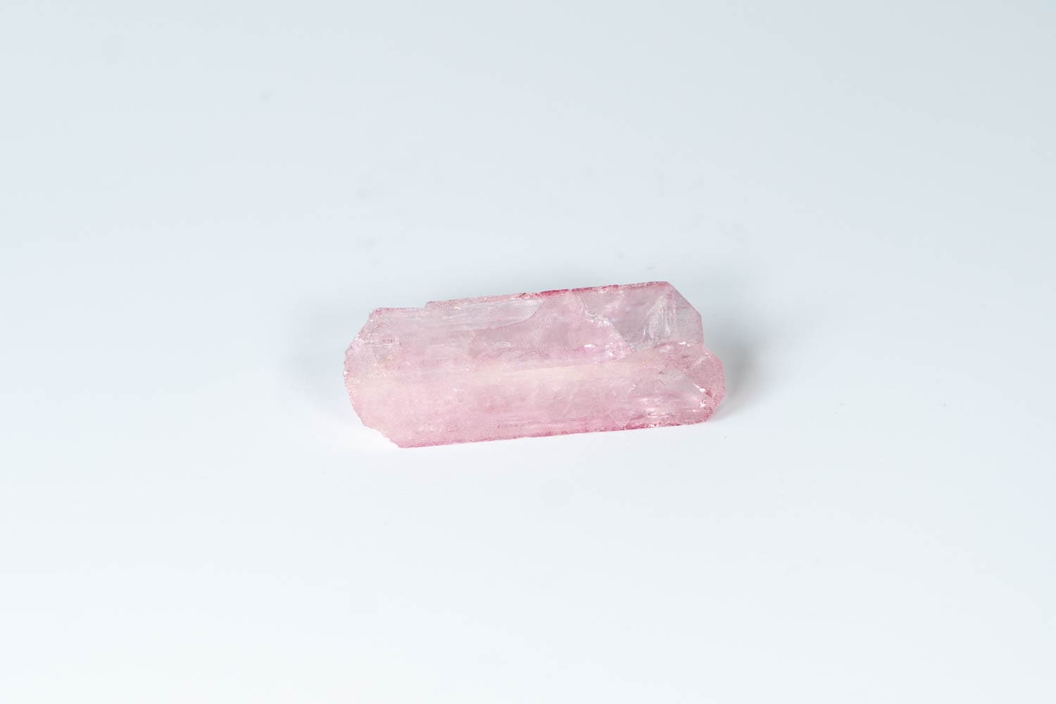 女性性を満たす】ダンビュライトピンクオーラ | 天然石 | レインボー