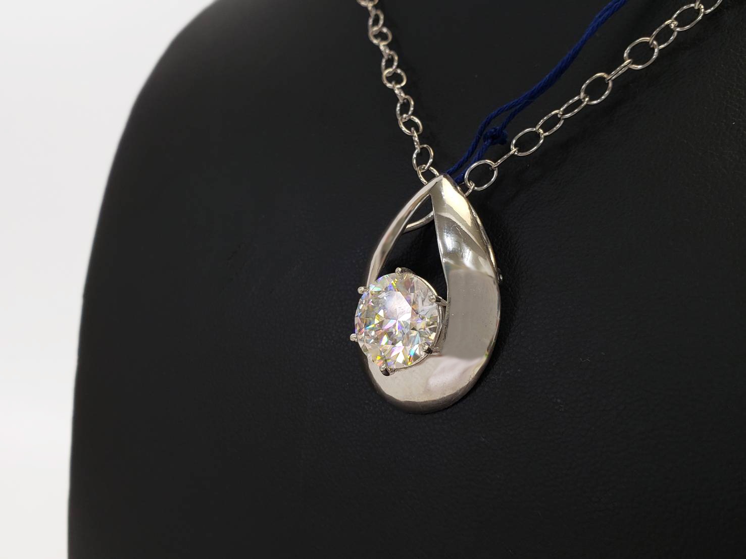 【UFO】モアサナイト｜アシュタール