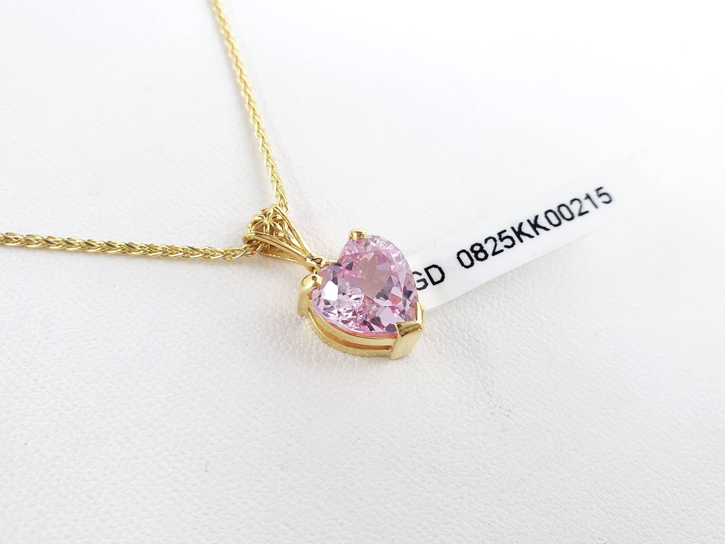 【神聖なる自己愛】インペリアルピンクサファイア|ケイトキング 6012